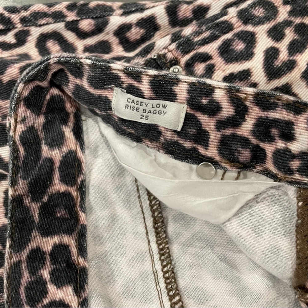 PacSun Brown and Black Leopard Casey Low Rise Baggy Jeans Womens Size 25